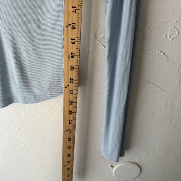 Universal Thread Y2k Bella Swan Ellena Gilbert Shirt Large Ribbed Scoop Neck Top - Picture 4 of 9